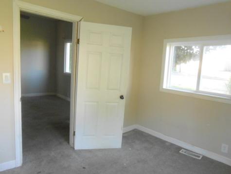 330 Jones Avenue Warren IN 46792
