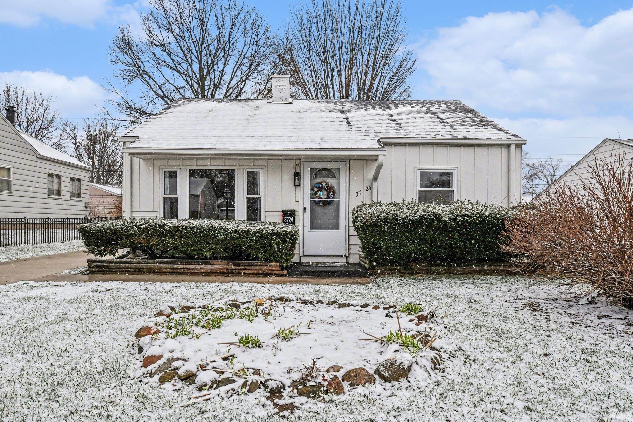 3724 Carroll Street South Bend IN 46614