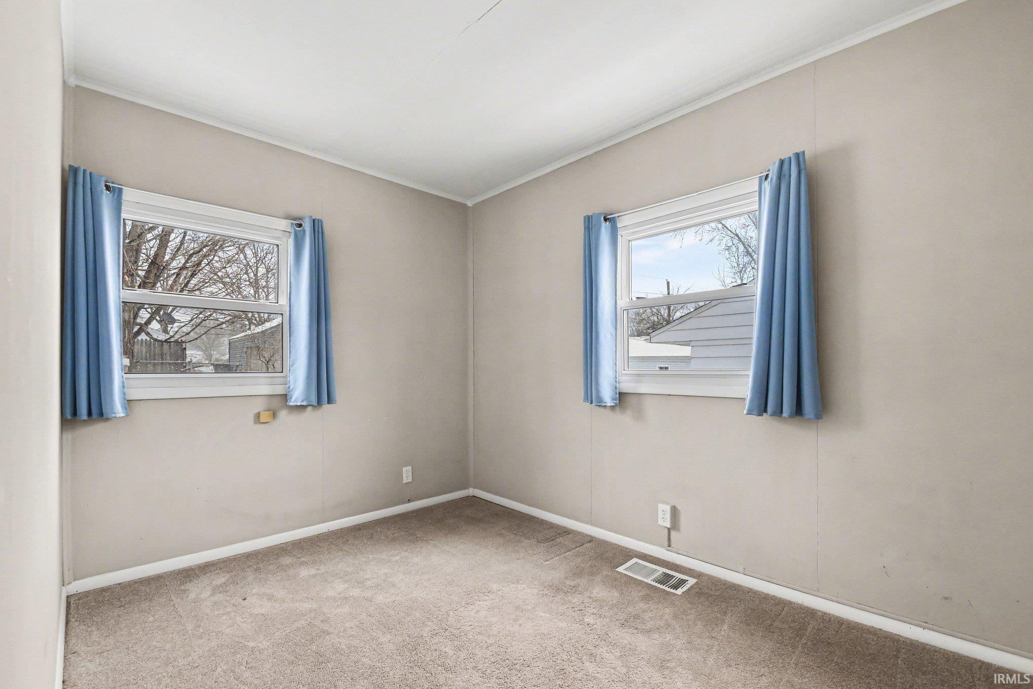 3724 Carroll Street South Bend IN 46614
