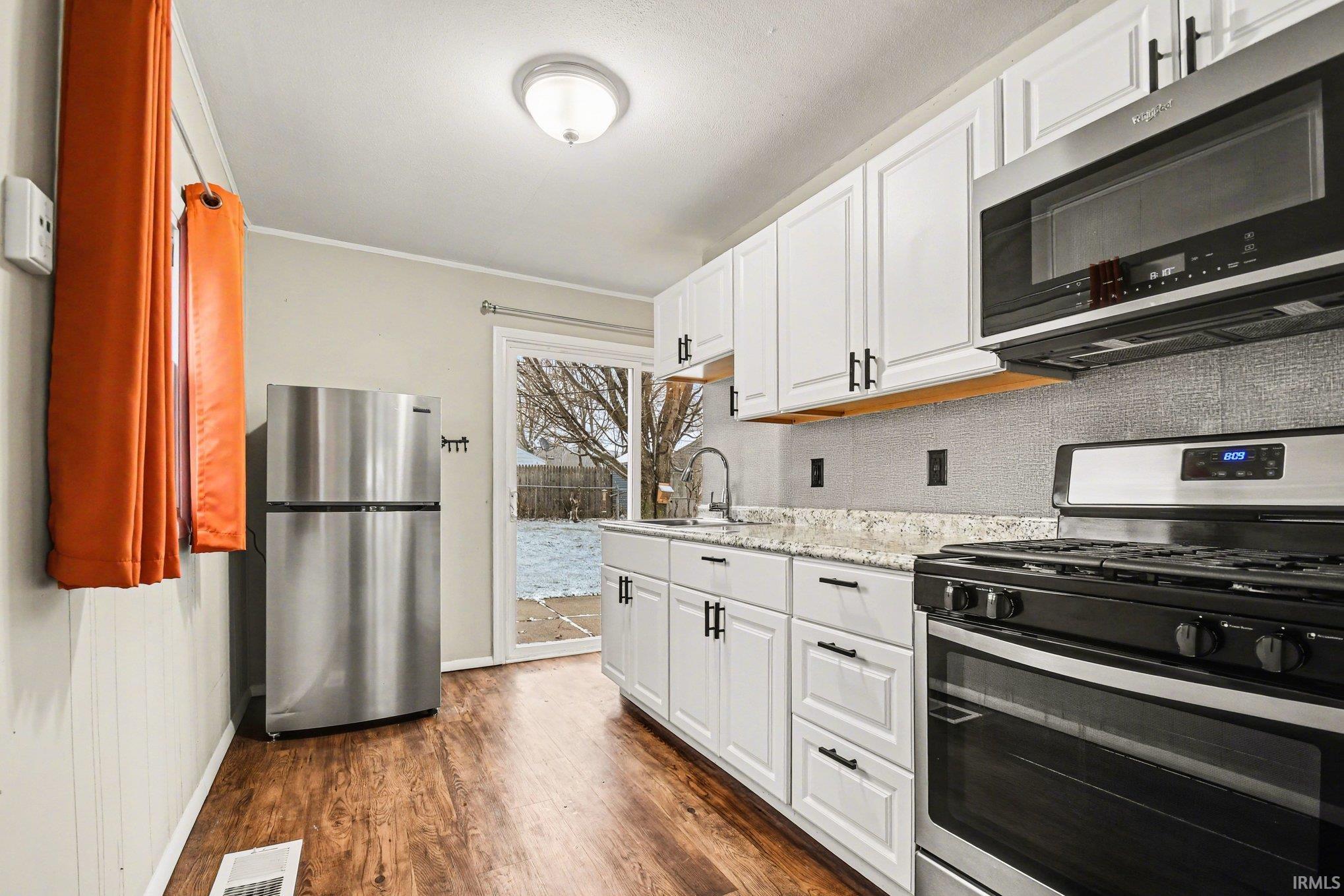 3724 Carroll Street South Bend IN 46614