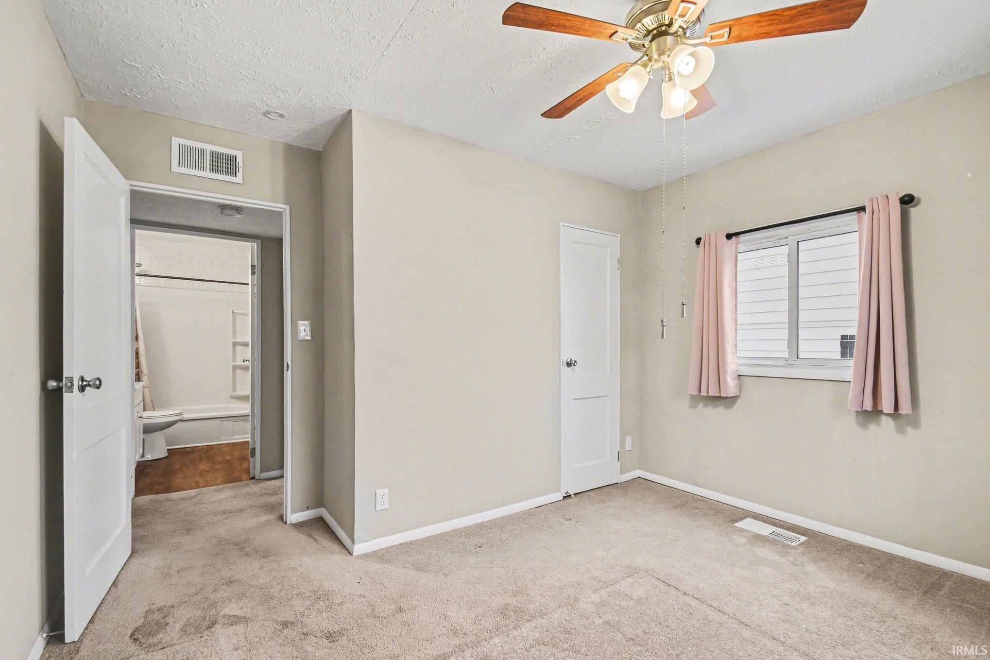 3724 Carroll Street South Bend IN 46614