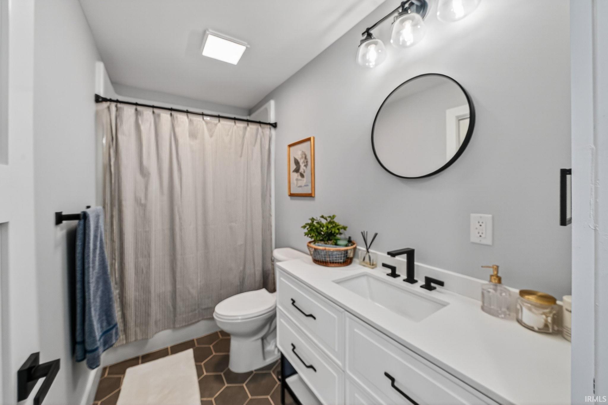 51275 Crooked Oak Drive Granger IN 46530