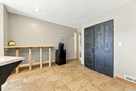320 Schaeffers Court Fremont IN 46737