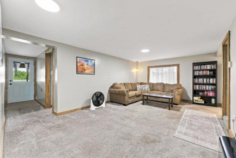320 Schaeffers Court Fremont IN 46737