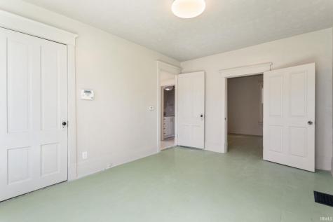 1212 Lincoln Way South Bend IN 46628