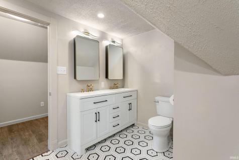 1212 Lincoln Way South Bend IN 46628
