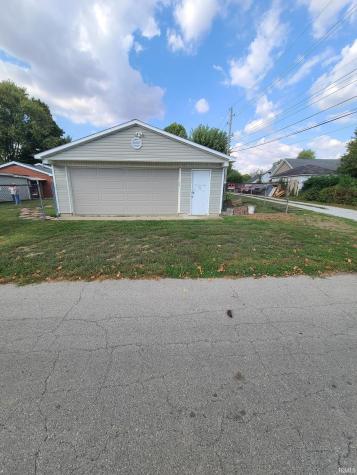 401 Sweetland Avenue Tipton IN 46072