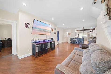 711 W Cherry Street Bluffton IN 46714