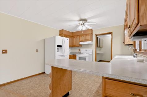 8223 E Us 35 Highway Losantville IN 47354