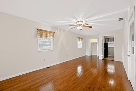 8223 E Us 35 Highway Losantville IN 47354