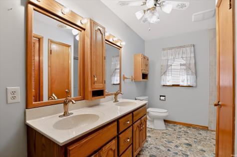 8223 E Us 35 Highway Losantville IN 47354