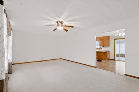 8223 E Us 35 Highway Losantville IN 47354