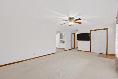 8223 E Us 35 Highway Losantville IN 47354