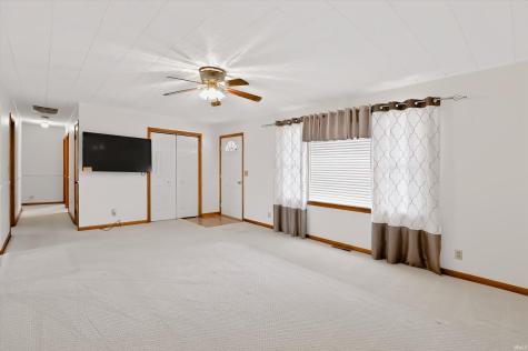 8223 E Us 35 Highway Losantville IN 47354