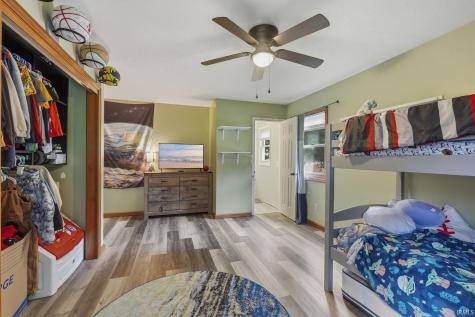 14845 Oak Court Plymouth IN 46563