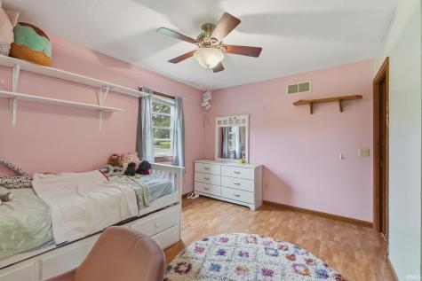 14845 Oak Court Plymouth IN 46563