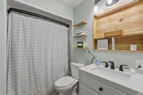 14845 Oak Court Plymouth IN 46563