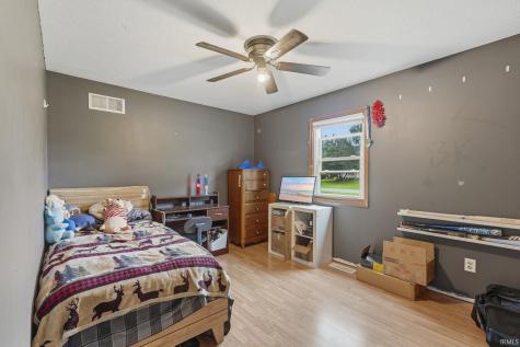 14845 Oak Court Plymouth IN 46563