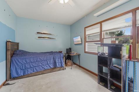 14845 Oak Court Plymouth IN 46563