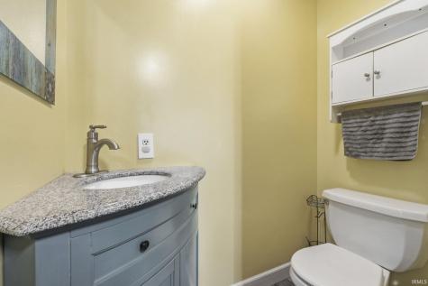 14845 Oak Court Plymouth IN 46563