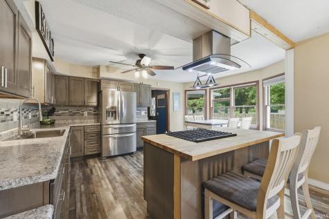 14845 Oak Court Plymouth IN 46563
