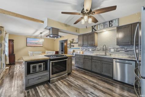 14845 Oak Court Plymouth IN 46563
