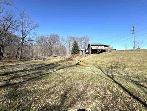 7427 N Red Hill Road Ellettsville IN 47429