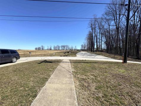 7427 N Red Hill Road Ellettsville IN 47429