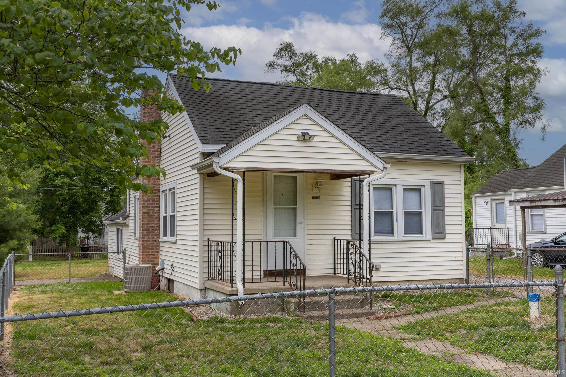 52118 Helmen Avenue South Bend IN 46637