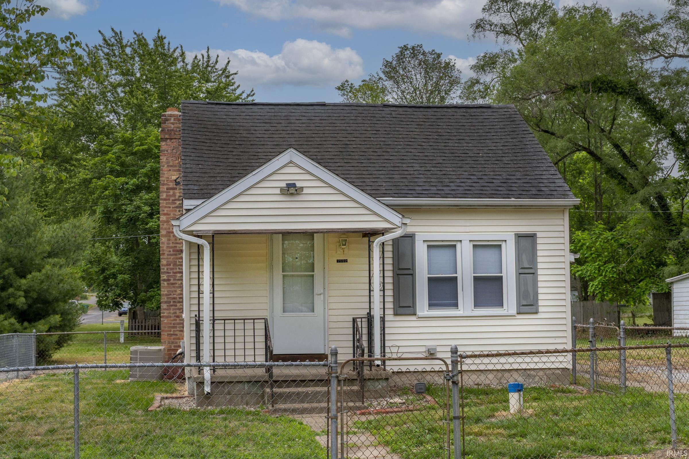 52118 Helmen Avenue South Bend IN 46637