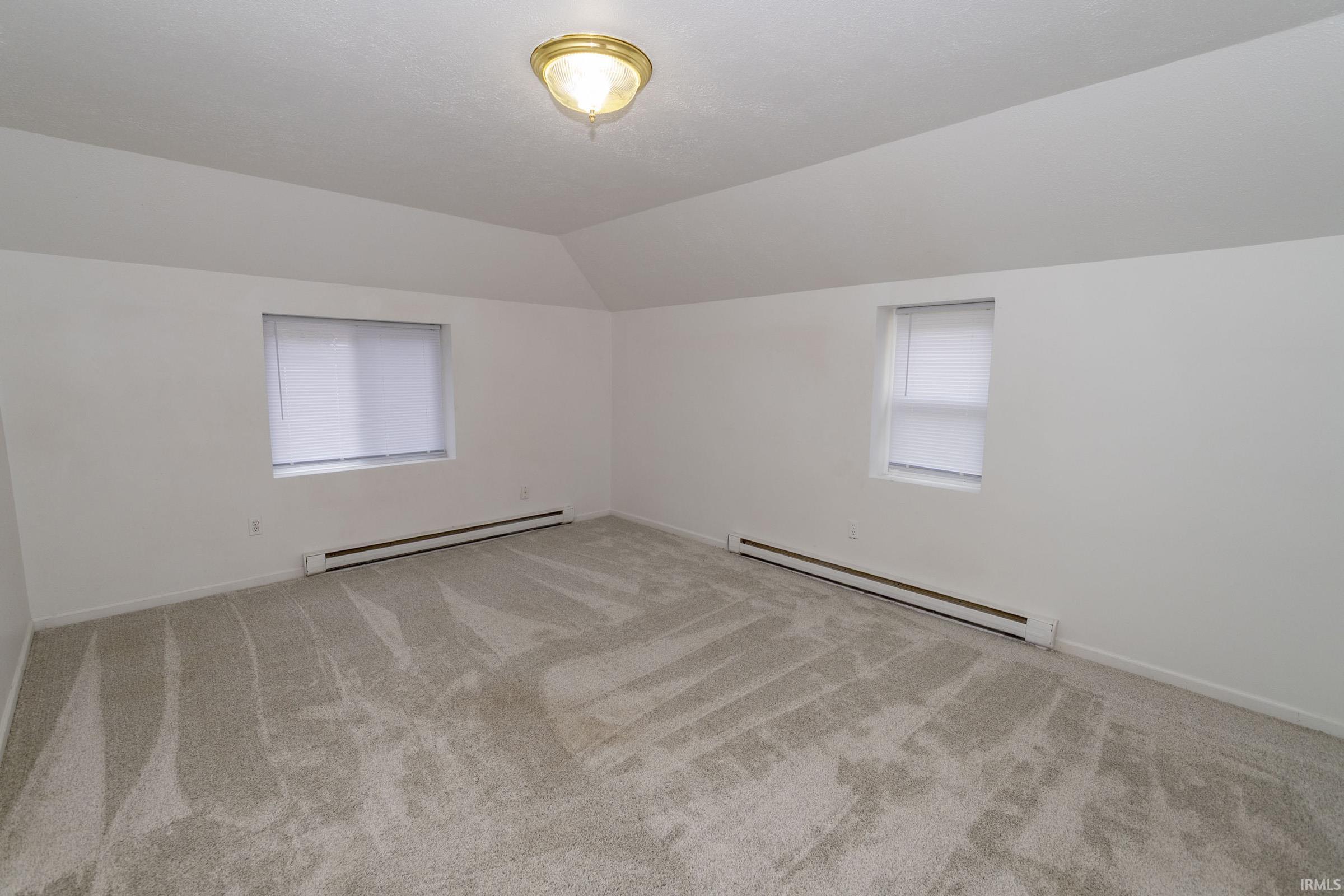 52118 Helmen Avenue South Bend IN 46637