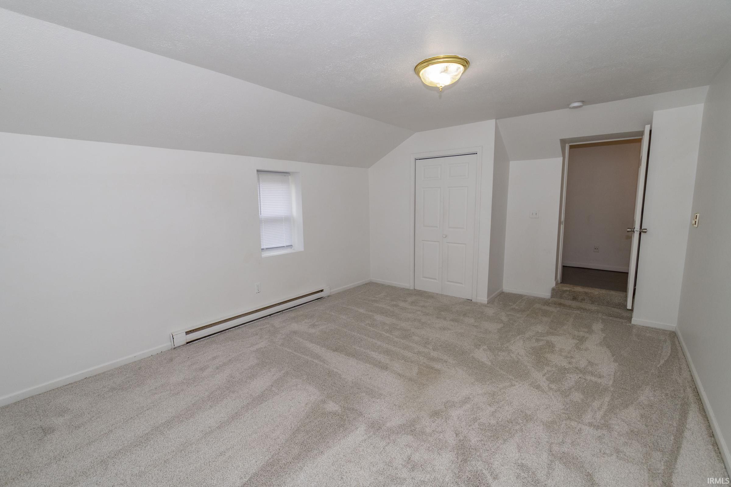 52118 Helmen Avenue South Bend IN 46637