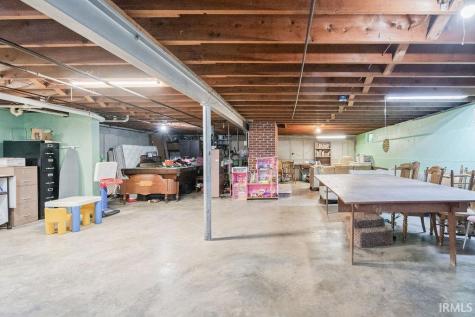 819 W 1350 South Kokomo IN 46901