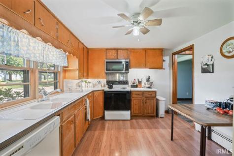 819 W 1350 South Kokomo IN 46901