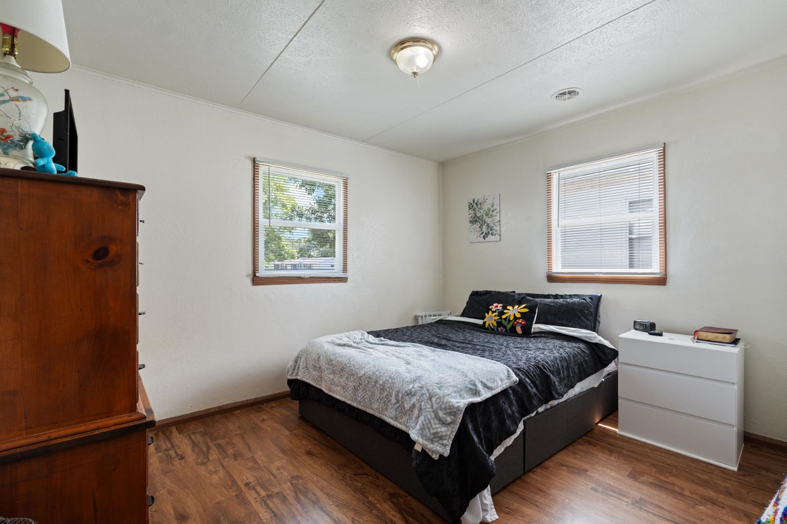 821 S 12th Street Goshen IN 46526