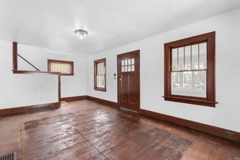 217 Altgeld Street South Bend IN 46614