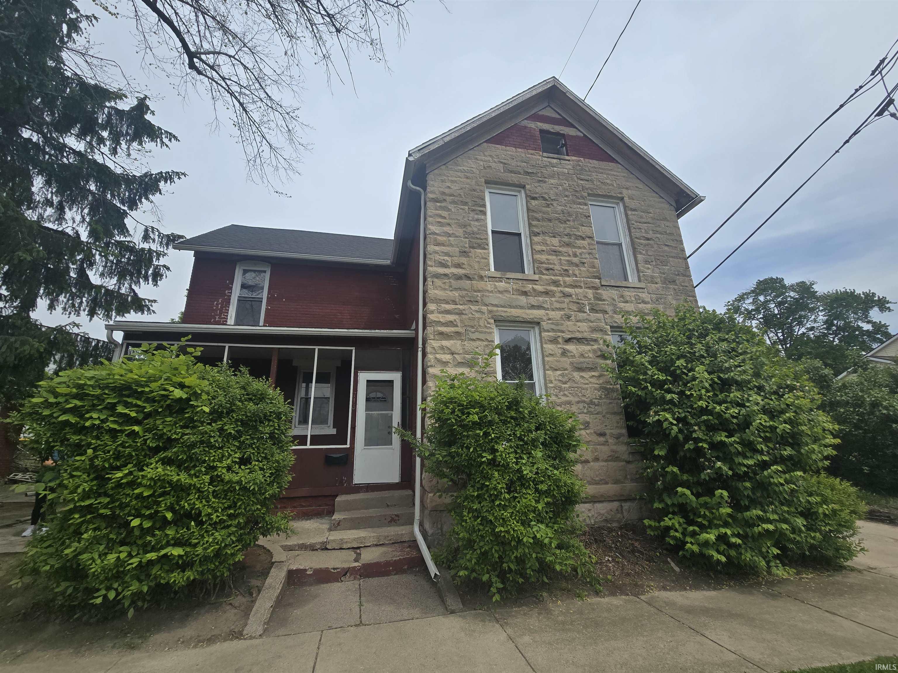 713 Harmar Street Fort Wayne IN 46803