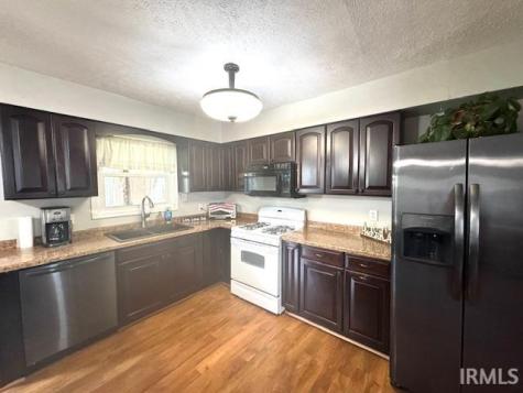 828 Railroad Street Covington IN 47932