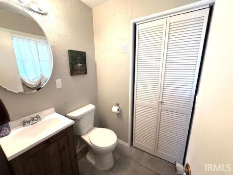 828 Railroad Street Covington IN 47932