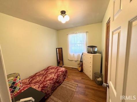 828 Railroad Street Covington IN 47932