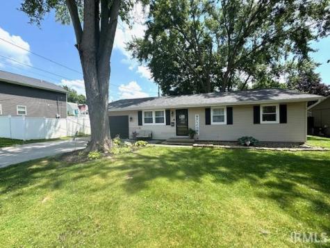 828 Railroad Street Covington IN 47932