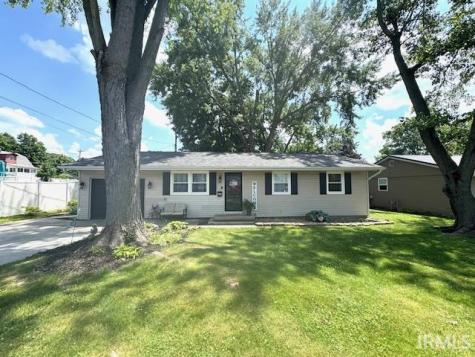 828 Railroad Street Covington IN 47932