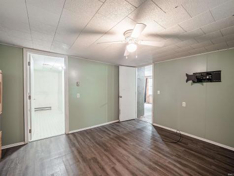 205 S Mariah Street Winslow IN 47598