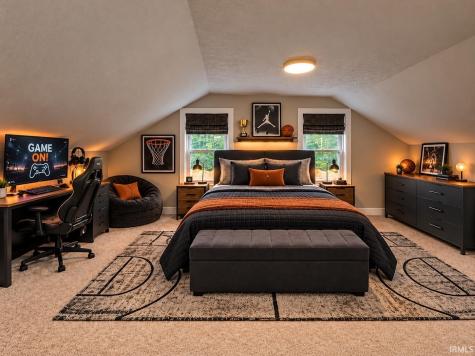 745 E 18th Street Mishawaka IN 46544