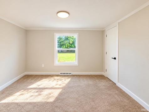 745 E 18th Street Mishawaka IN 46544