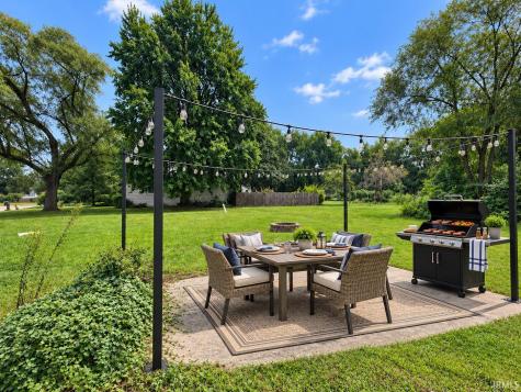 745 E 18th Street Mishawaka IN 46544