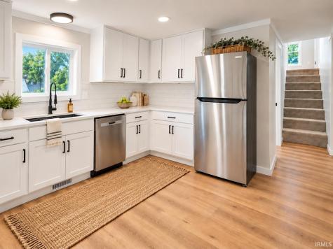 745 E 18th Street Mishawaka IN 46544