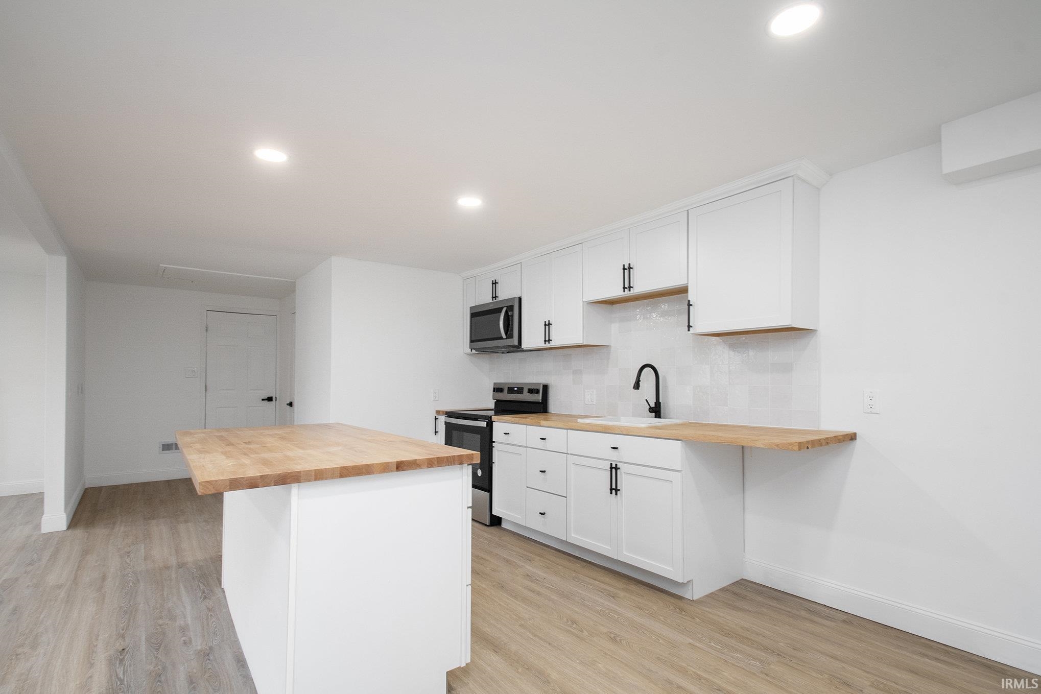54405 Northern Avenue South Bend IN 46635