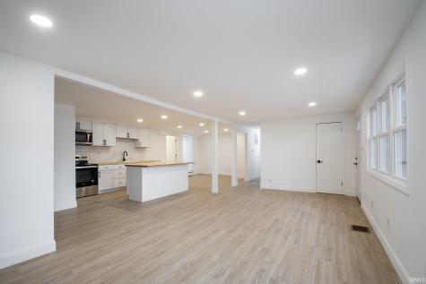 54405 Northern Avenue South Bend IN 46635