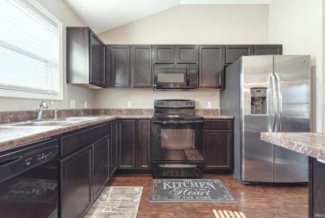 9304 Acacia Passage Fort Wayne IN 46835